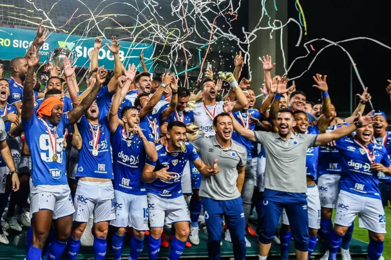 Pedrinho tem acordo com ídolo do Cruzeiro para ser diretor técnico